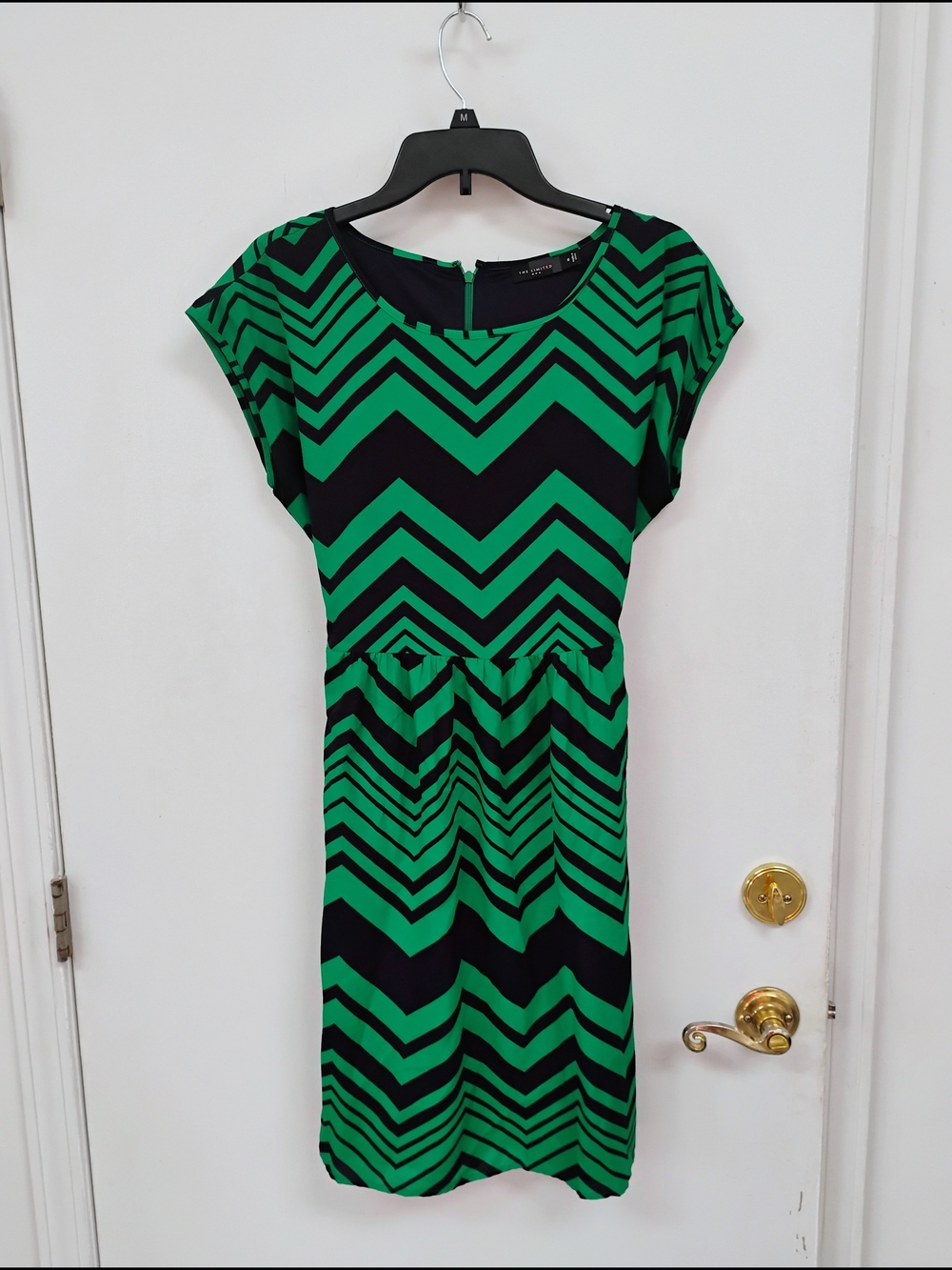 The Limited Green Black Chevron Cap Sleeve Dress Size 8